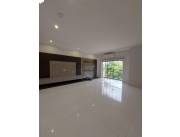 Casa en venta en Ykua Sati