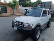 HERMOSA MITSUBISHI MONTERO AÑO 2001 CAJA MECANICA, MOTOR 2.8 DIÉSEL, 4×4.