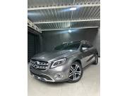 Mercedes Benz GLA 200