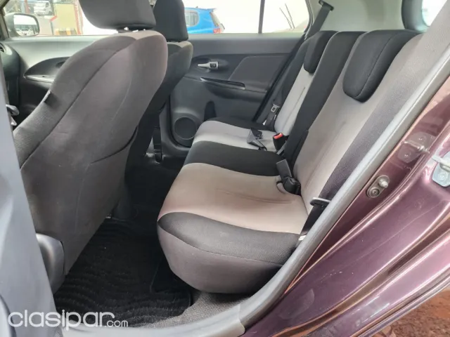 Toyota New Ist 2010 — foto 5