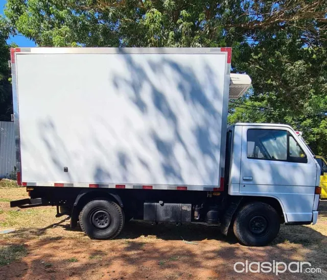 Isuzu No especificado 1992 - foto 8