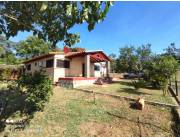 Vendo hermosa Casa quinta de 2 dormitorios en Altos COD V0315