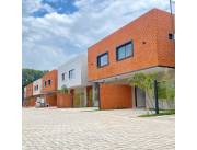 Duplex en fernando de la mora