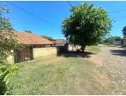 Vendo terreno con casita a refaccionar o demoler en Lambare - Puerto Pabla