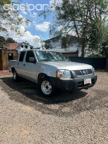 Autos - Nissan Frontier ▫️2015 ▫️Motor 2.5 Naftero ▫️Km:91.500 Reales ▫️Caja Mecánica ▫️4x2 ▫️De