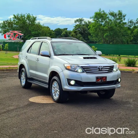 Toyota Fortuner 2014 — foto 3