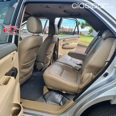 Toyota Fortuner 2014 — foto 7