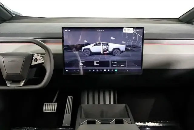 Tesla Cybertruck Cyberbeast 2025 — foto 6