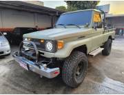 TOYOTA LAND CRUISER FJ70