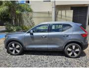 VENDO VOLVO XC40 AÑO 2019