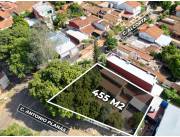 VENDO FANTASTICO TERRENO EN ESQUINA CON CASA A REFACCIONAR O DEMOLER