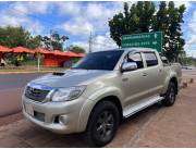 VENDO TOYOTA HILUX 2013 AUTOMATICA