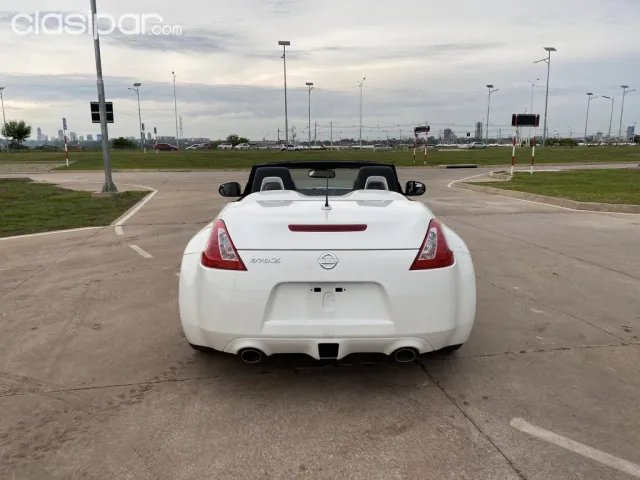 Nissan 370Z Convertible Año 2010 — foto 7