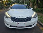 OFERTO IMPECABLE KIA CERATO 2015 FULL EQUIPO DE GARDEN