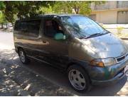 Toyota Granvia 2001 la