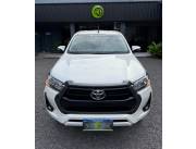 TOYOTA HILUX DE TOYOTOSHI AÑO 2021 MOTOR 2.4CC AUTOMÁTICO 4X4 UNICO DUEÑO