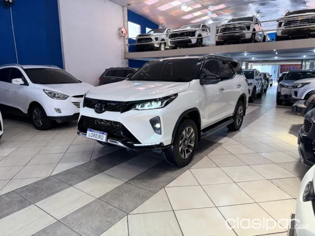 Toyota Fortuner 2023 — foto 6