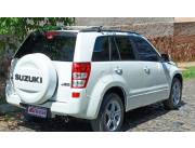 Vendo hermoso suzuki gran vitara naftero buen estado automático titulo cédula verde