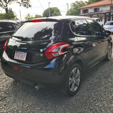 Peugeot 208 2018 — foto 6