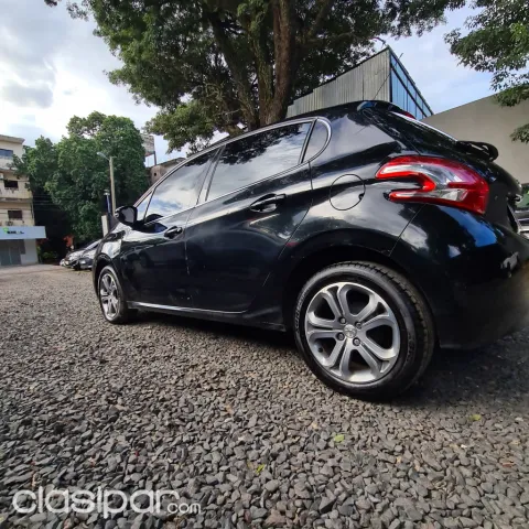 Peugeot 208 2018 — foto 7