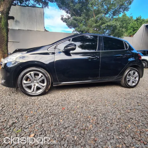Peugeot 208 2018 — foto 8