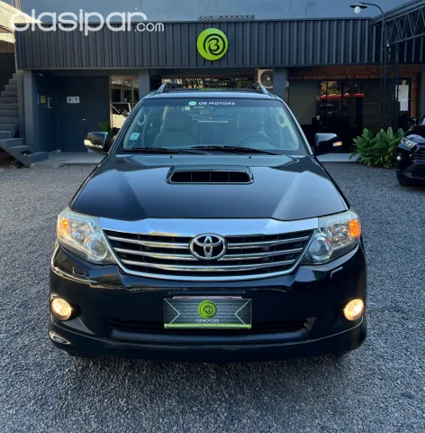 Toyota Fortuner 2013 — foto 6