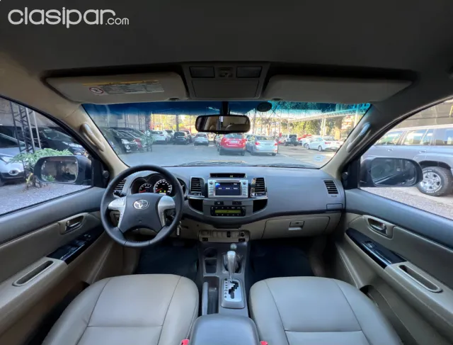 Toyota Fortuner 2013 — foto 7