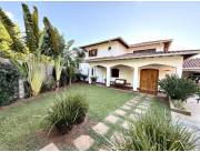 EN VENTA CASA EN BARRIO REPUBLICANO ASUNCION ID 32930