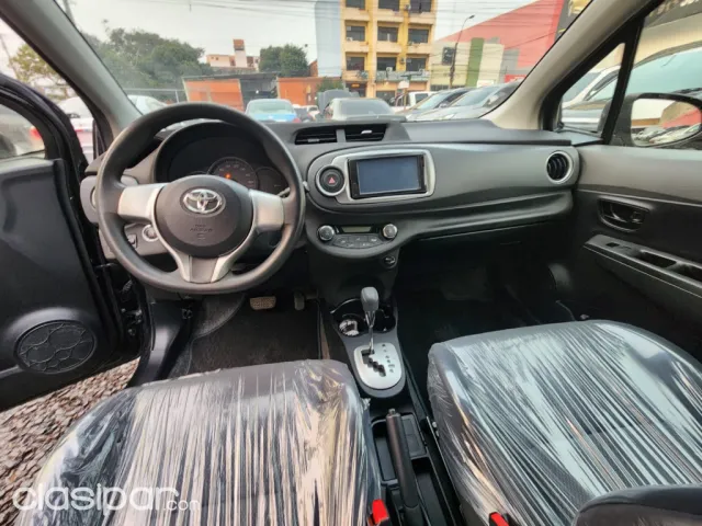 Toyota Vitz 2011 — foto 5