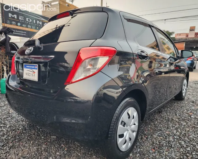 Toyota Vitz 2011 — foto 6