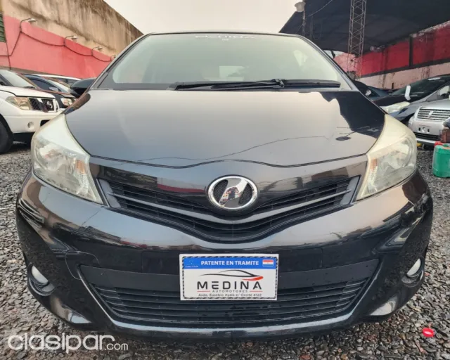 Toyota Vitz 2011 — foto 7