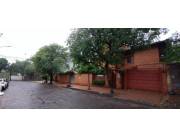 EN VENTA TERRENO CON CONSTRUCCION EN ASUNCION ID 33005