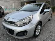 VENDO KIA RIO 2015 FULL VERSION AUTOMATICA GARDEN