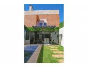 ALQUILO DUPLEX EN BARRIO LAS LOMAS