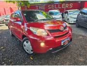 Toyota New Ist Año 2007 Color Bordo