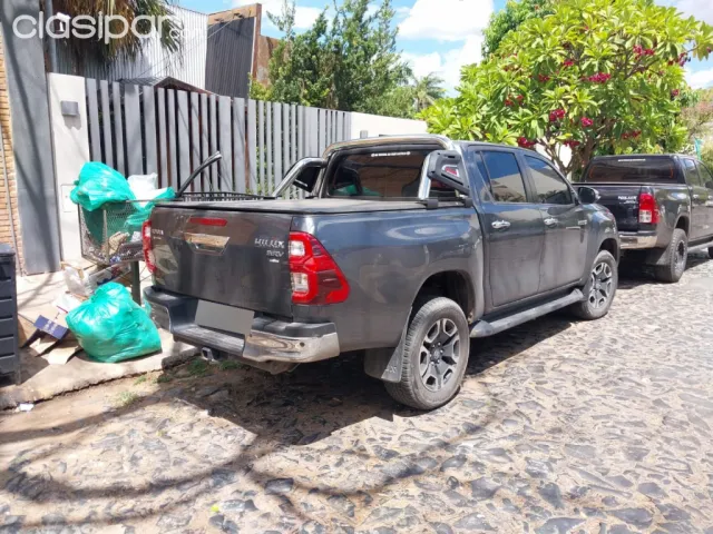 Toyota Hilux 2021 — foto 4