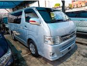 Vendo o financio Toyota Hiace Carguero recién importado