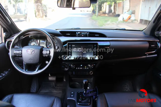 Toyota Hilux 2022 — foto 7