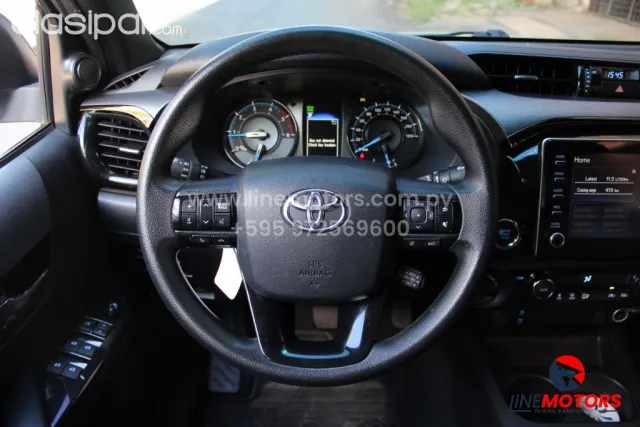 Toyota Hilux 2022 — foto 8