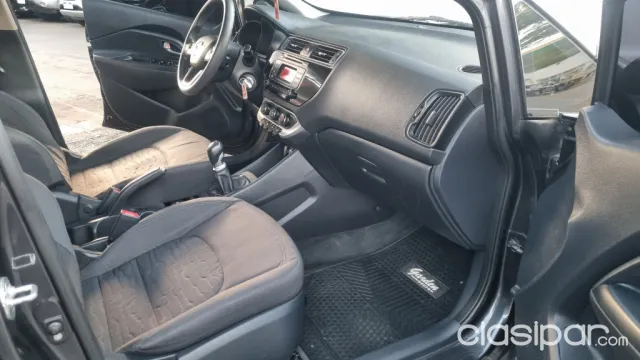 Kia Rio 2015 — foto 6