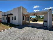 Vendo casa a estrenar en Puerta de Lago