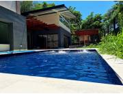 EN VENTA HERMOSA CASA A ESTRENAR ZONA CLUB LAGO AZUL