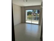 Vendo departamento 2 dormitorios con area de servicio en barrio mburucuya