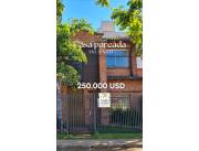 CASA PAREADA EN VENTA DE 3 DORMITORIOS + AREA DE SERVICIO🌟 AMPLIA Y MODERNA.