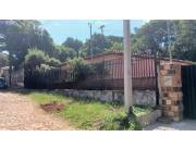 VENDO TERRENO Con CASA EN ITAUGUA 1.400 M2