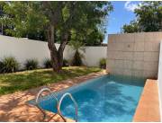 Duplex con piscina de tras de la Conmebol