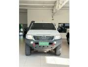 VENDO TOYOTA HILUX AÑO 2015 TD