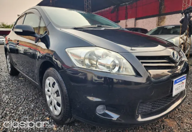 Toyota Auris 2010 - foto 2