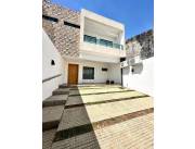 EN ALQUILER DUPLEX EN MBURUCUYA ASUNCION ID 33698