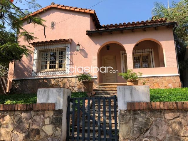 Casas - Vendo Casa en Asunción ZONA PLAZA BATALLÓN 40